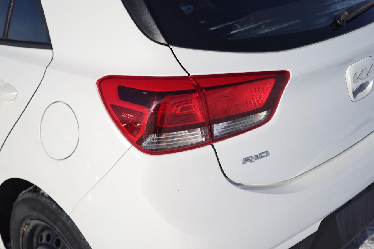 2022 Kia Rio 5-Door Photo