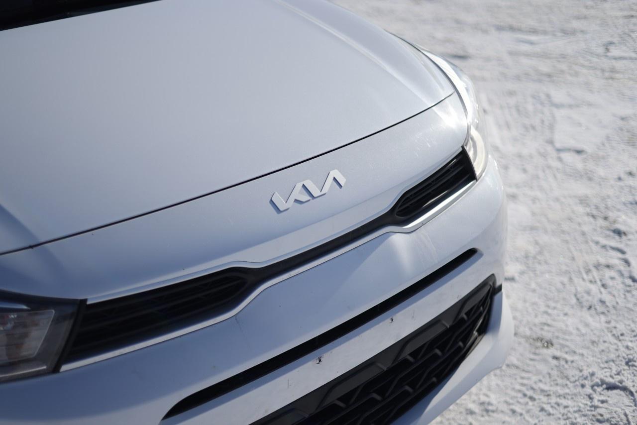 2022 Kia Rio 5-Door Photo