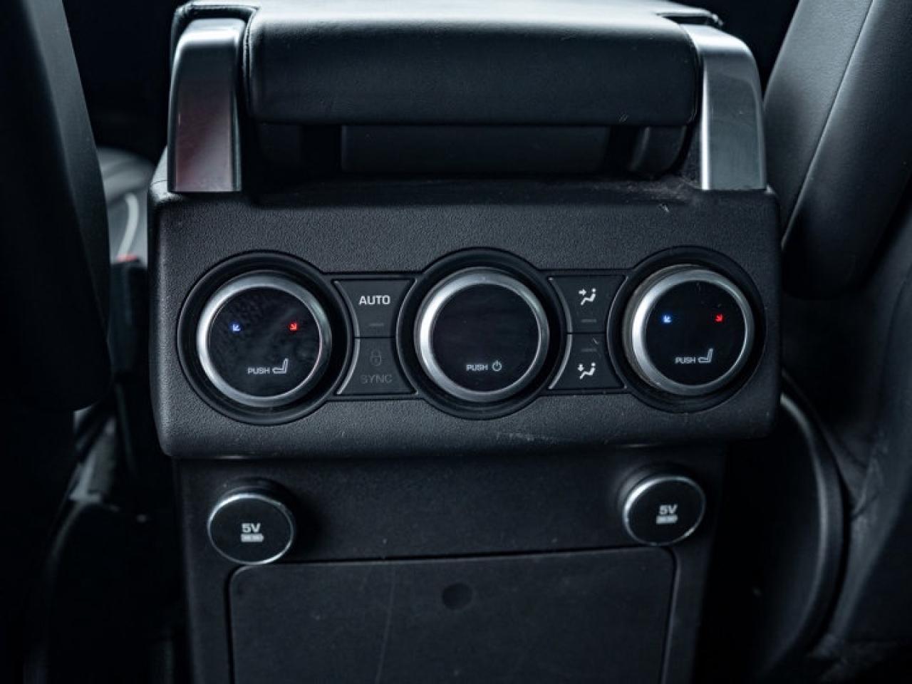 2019 Land Rover Discovery HSE LUXURY Photo