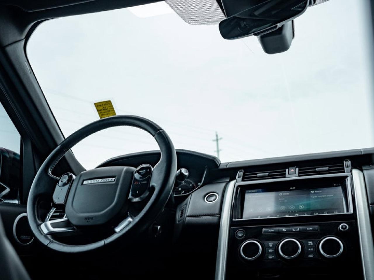 2019 Land Rover Discovery HSE LUXURY Photo