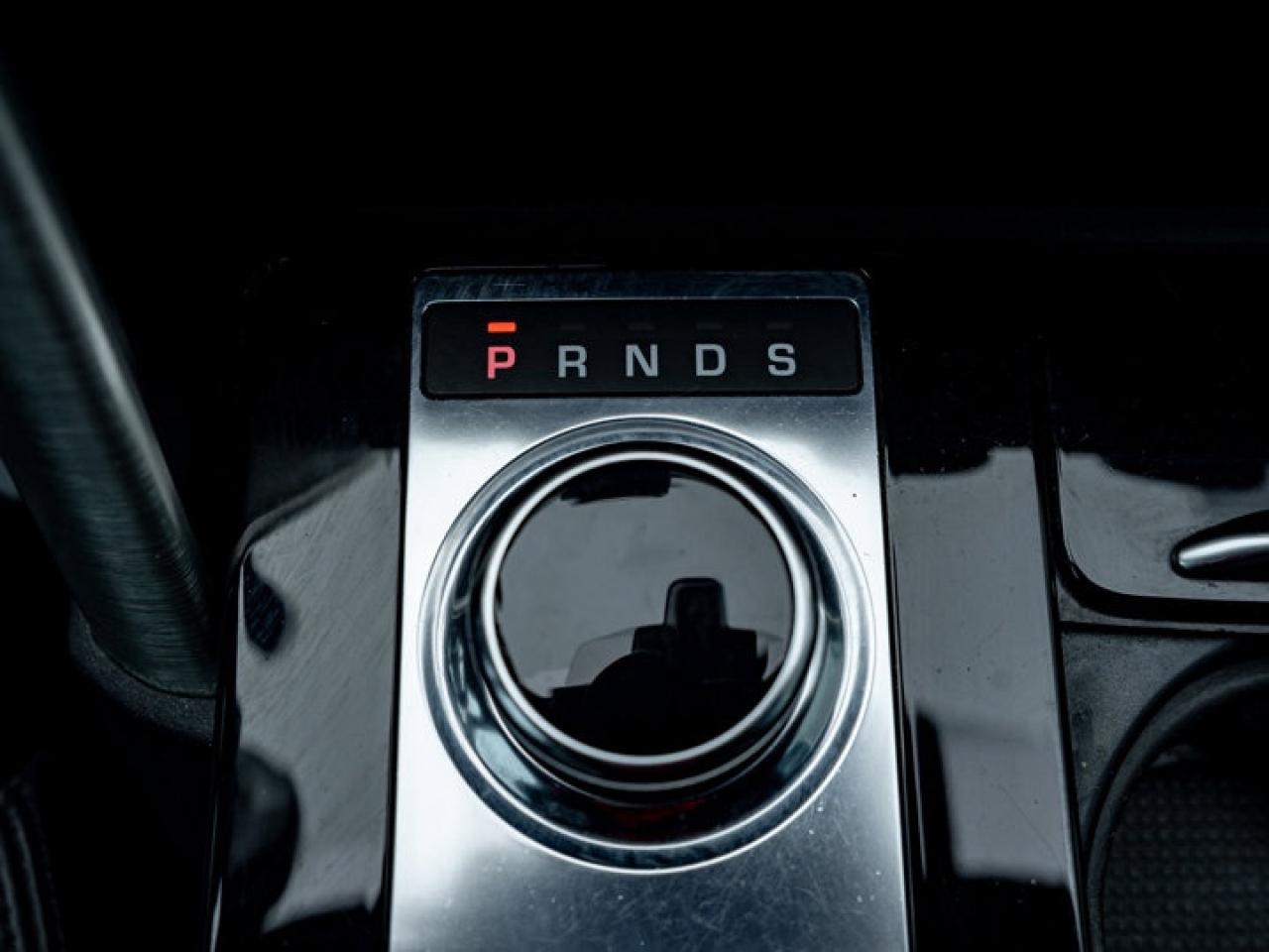 2019 Land Rover Discovery HSE LUXURY Photo