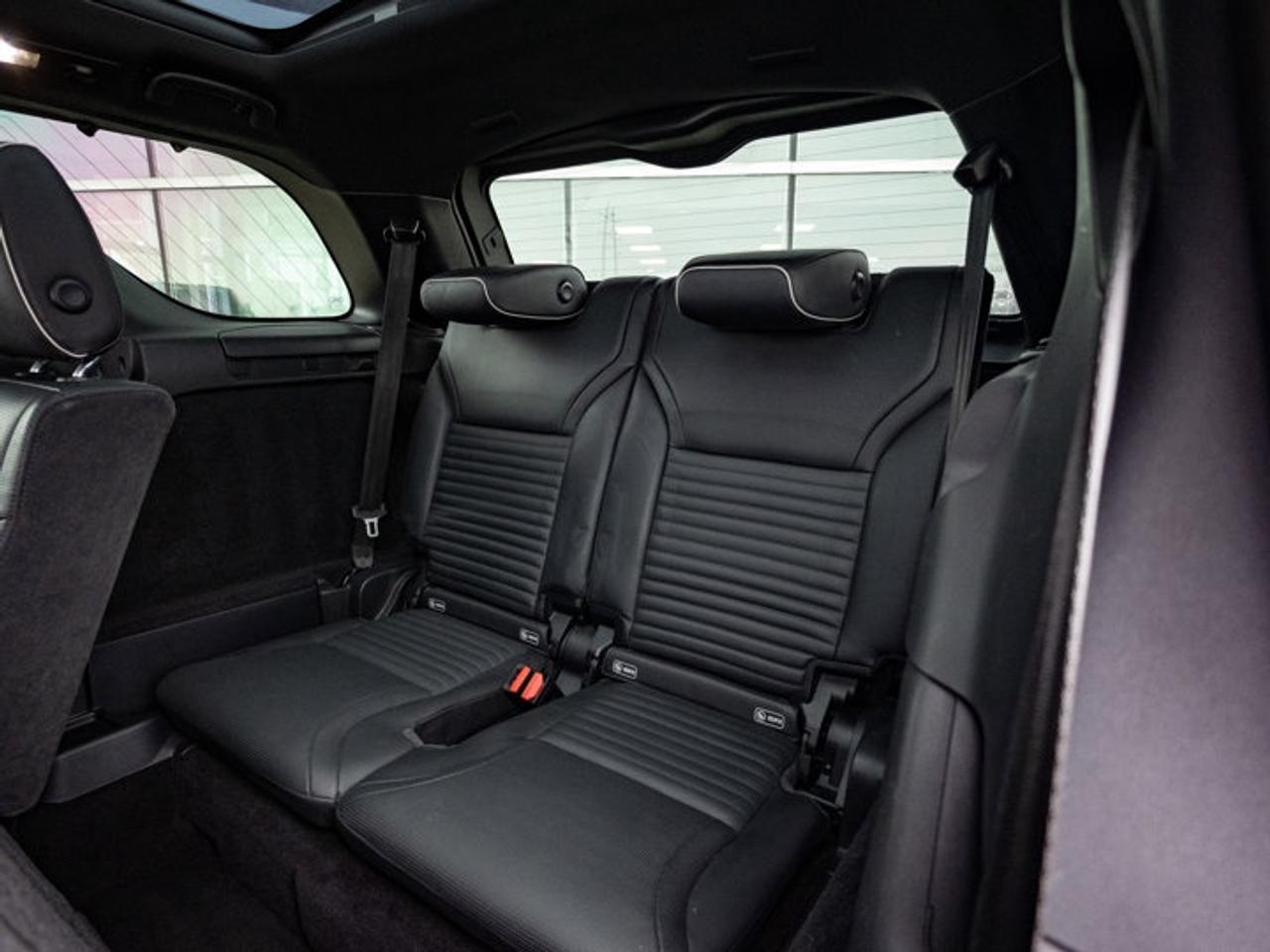 2019 Land Rover Discovery HSE LUXURY Photo