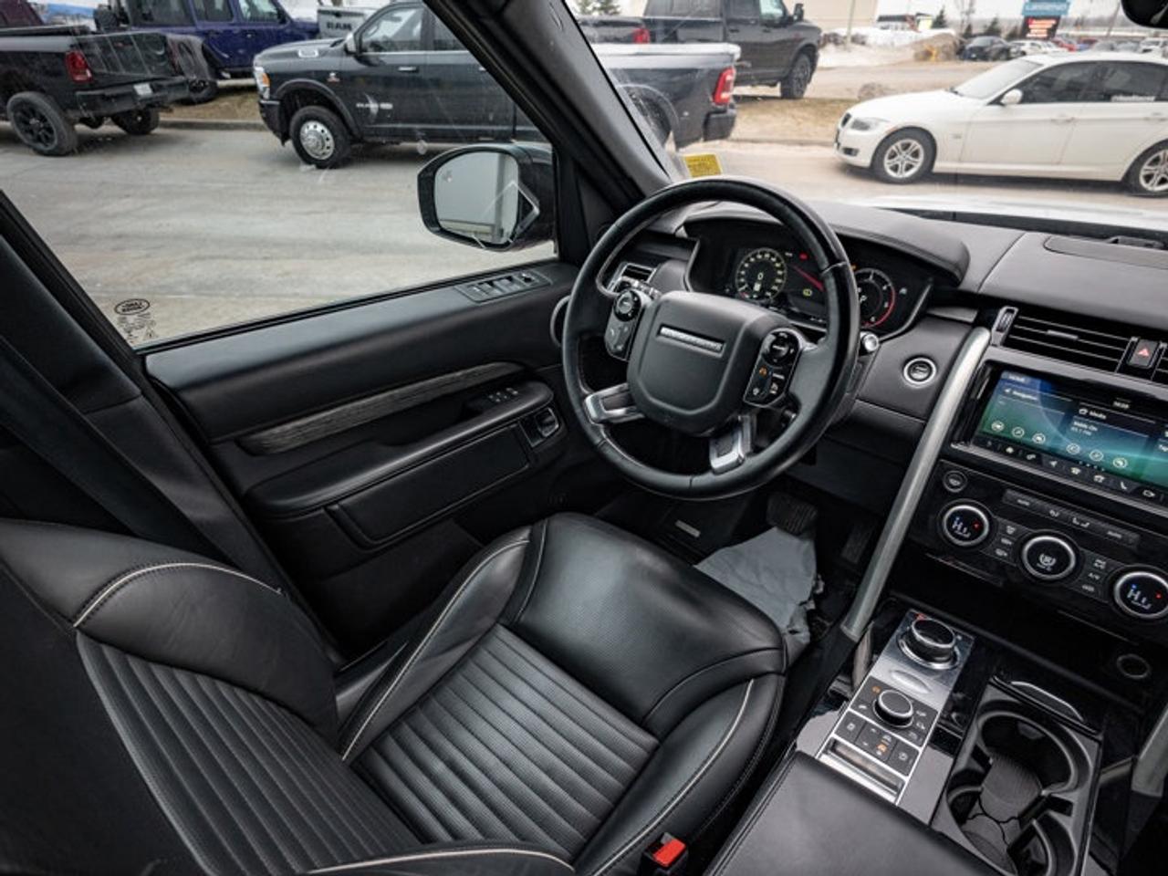 2019 Land Rover Discovery HSE LUXURY Photo