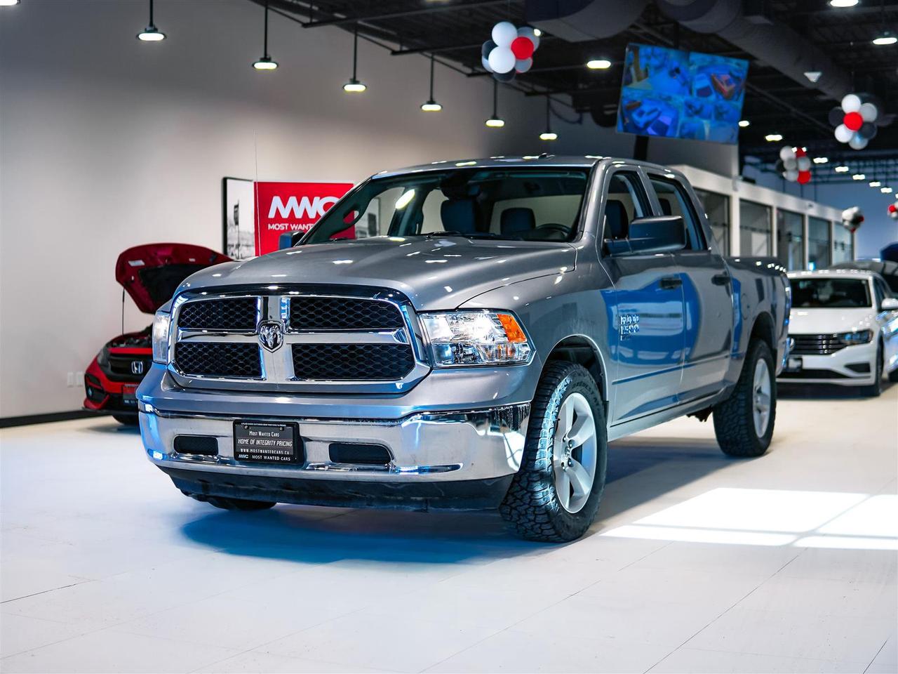 2023 RAM 1500 Classic SLT | CREW CAB | 4X4 | 20 INCH RIMS | NO ACCIDENTS Photo