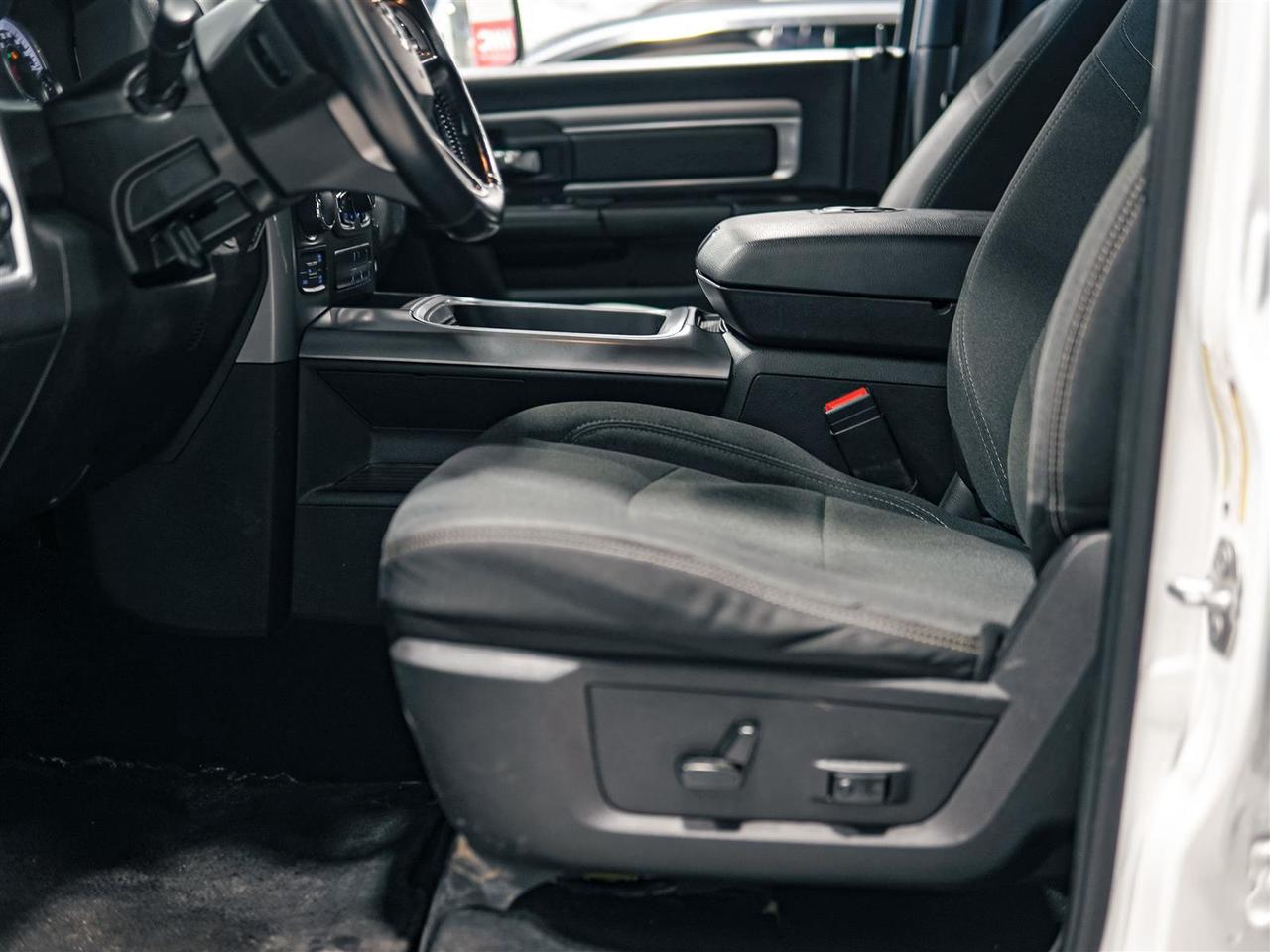 2022 RAM 1500 Classic WARLOCK | CREW CAB | 4X4 | PREF PKG | CONV PKG | ALPINE SOUND Photo