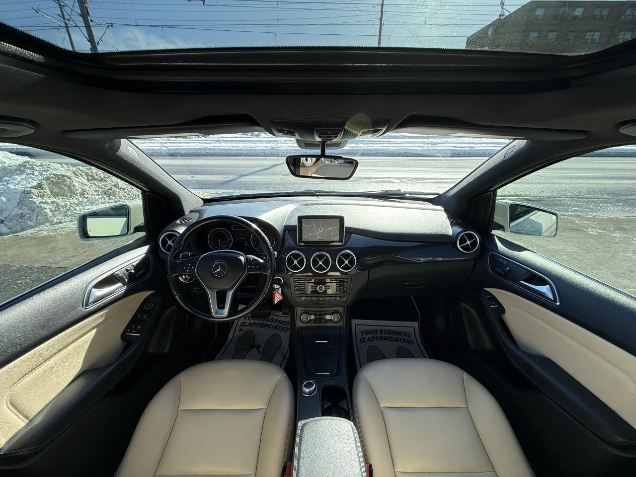 2014 Mercedes-Benz B-Class B250 | PREMIUM | PANO | BACK UP CAMERA Photo