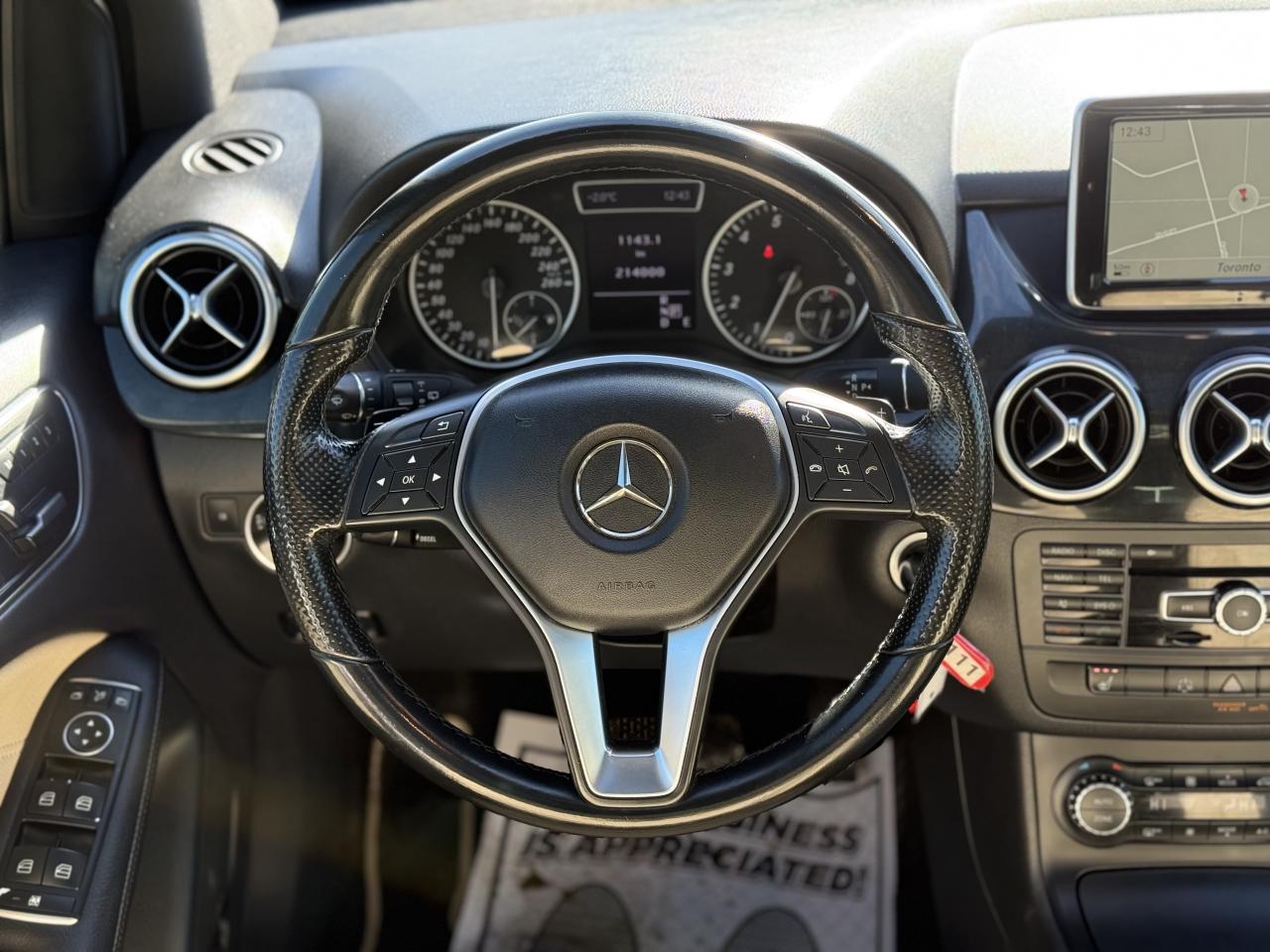 2014 Mercedes-Benz B-Class B250 | PREMIUM | PANO | BACK UP CAMERA Photo