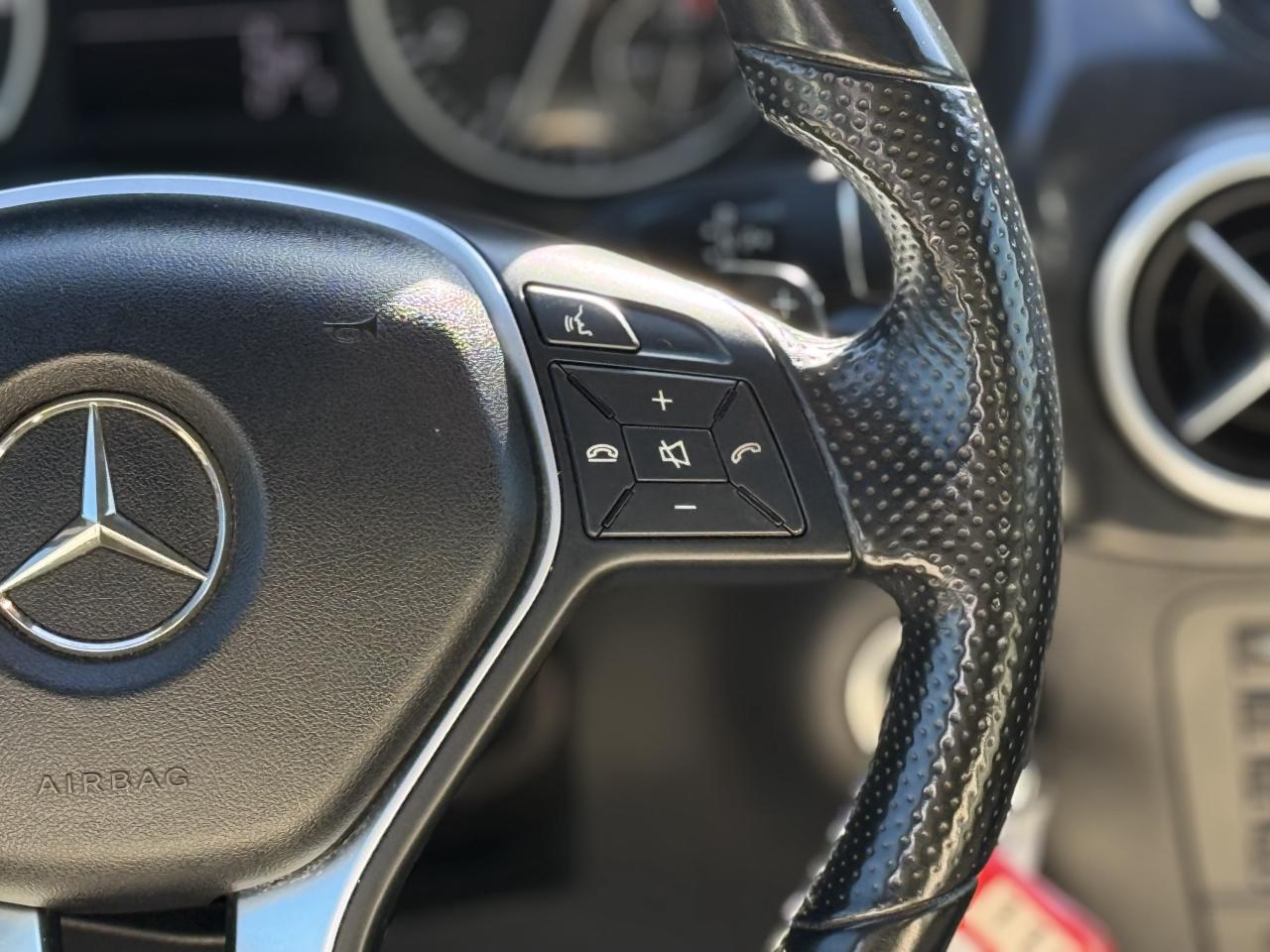 2014 Mercedes-Benz B-Class B250 | PREMIUM | PANO | BACK UP CAMERA Photo