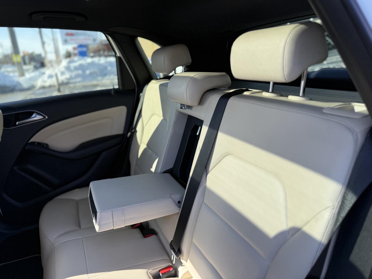 2014 Mercedes-Benz B-Class B250 | PREMIUM | PANO | BACK UP CAMERA Photo