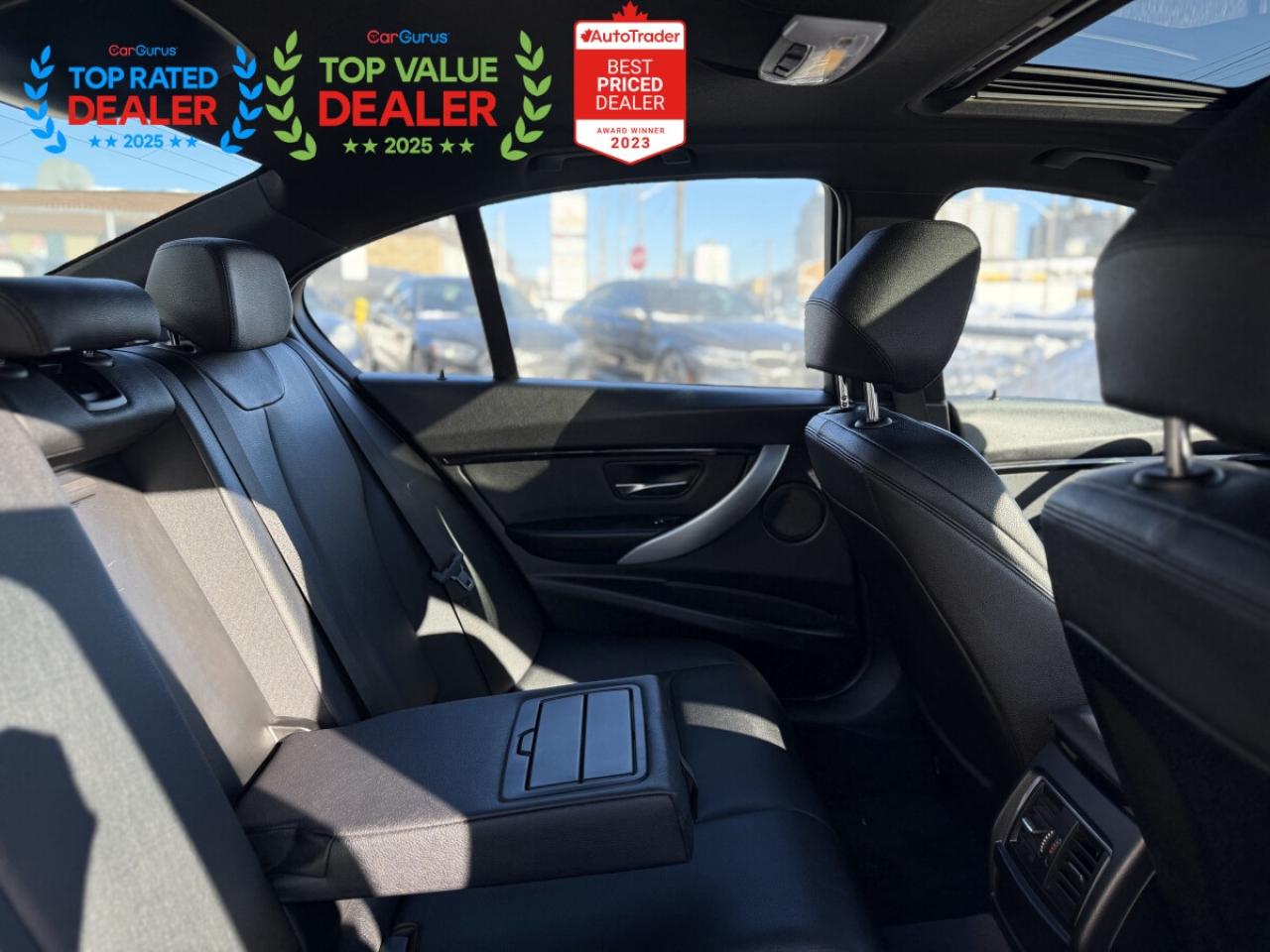 2018 BMW 3 Series 330i | PREMIUM | SUNROOF | LOADED Photo