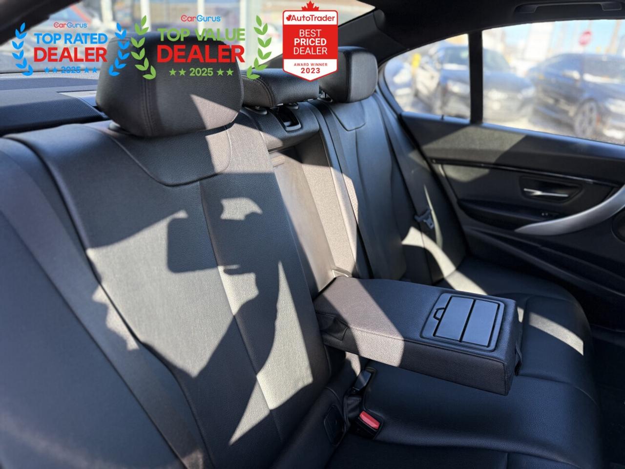 2018 BMW 3 Series 330i | PREMIUM | SUNROOF | LOADED Photo