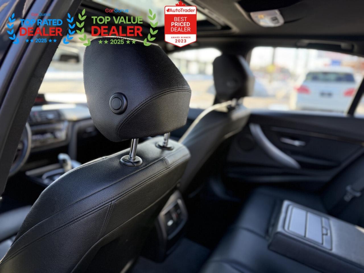 2018 BMW 3 Series 330i | PREMIUM | SUNROOF | LOADED Photo