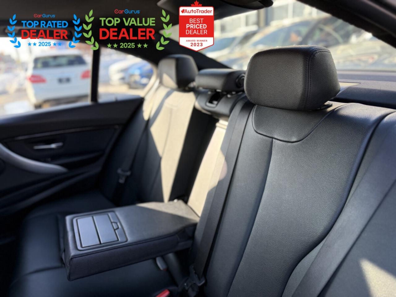 2018 BMW 3 Series 330i | PREMIUM | SUNROOF | LOADED Photo