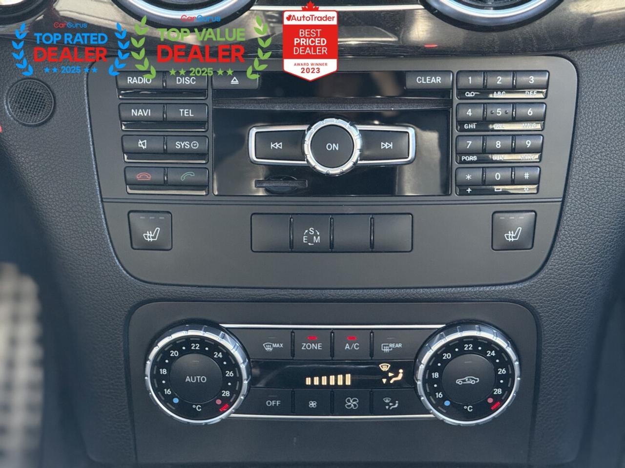 2015 Mercedes-Benz GLK-Class | PREMIUM | PANO | NAVI | BACK UP CAMERA Photo