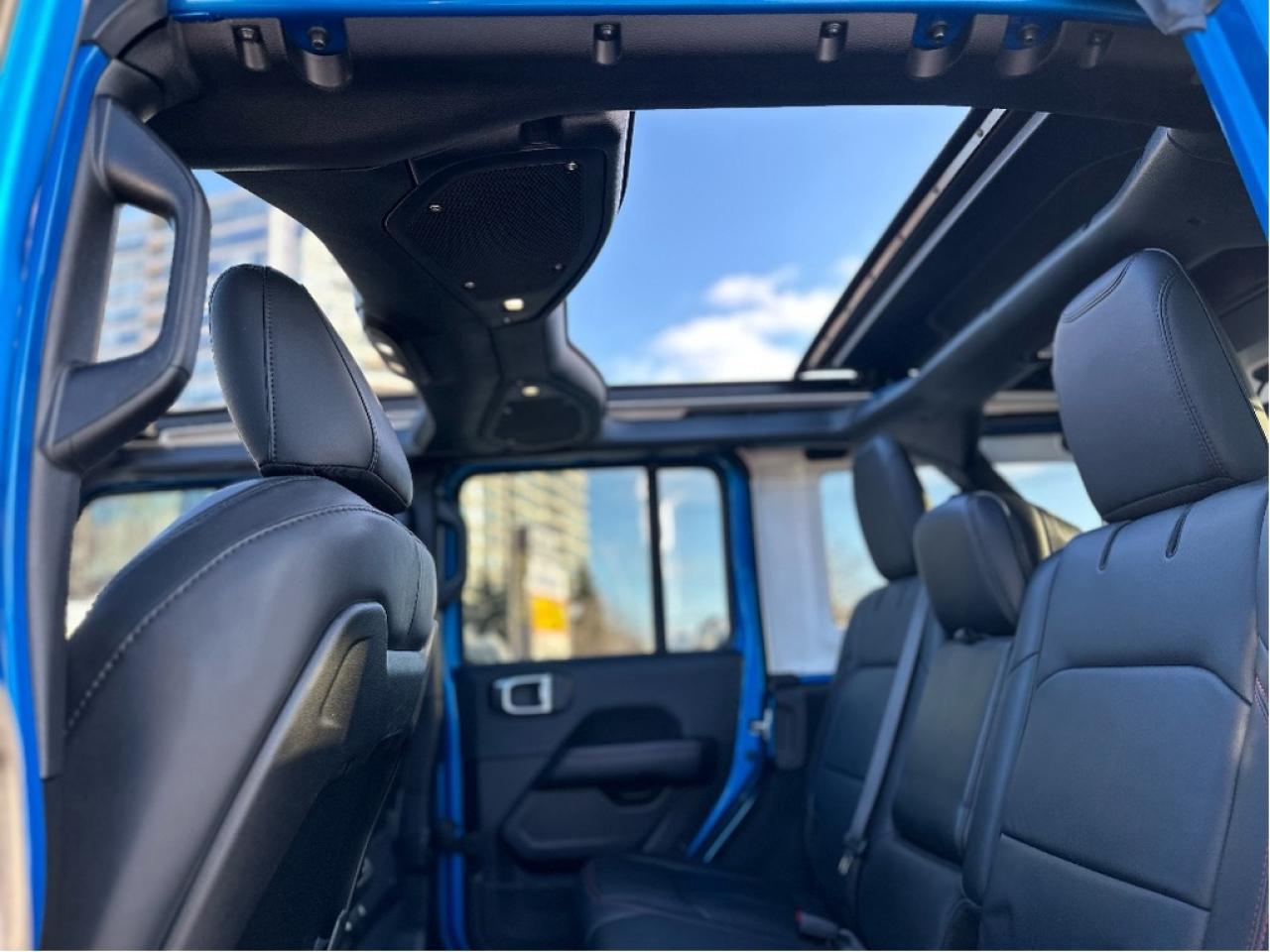 2024 Jeep Wrangler Rubicon X Photo