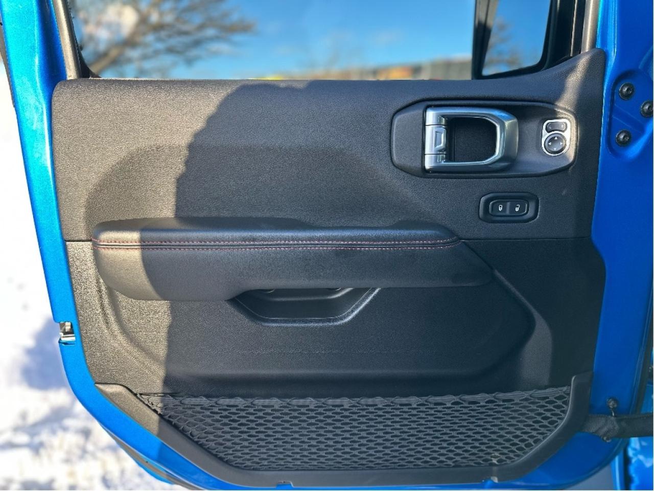 2024 Jeep Wrangler Rubicon X Photo