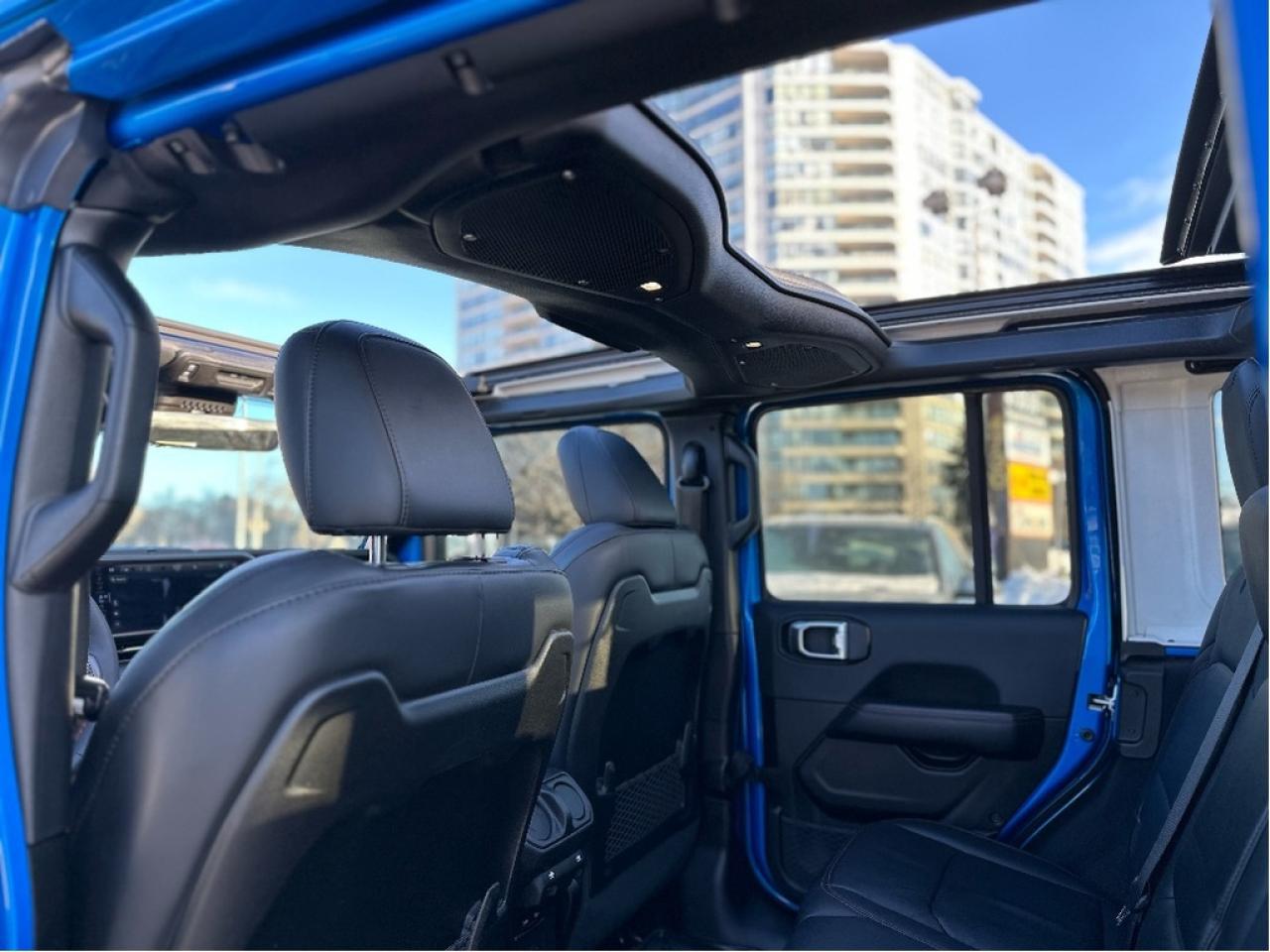 2024 Jeep Wrangler Rubicon X Photo