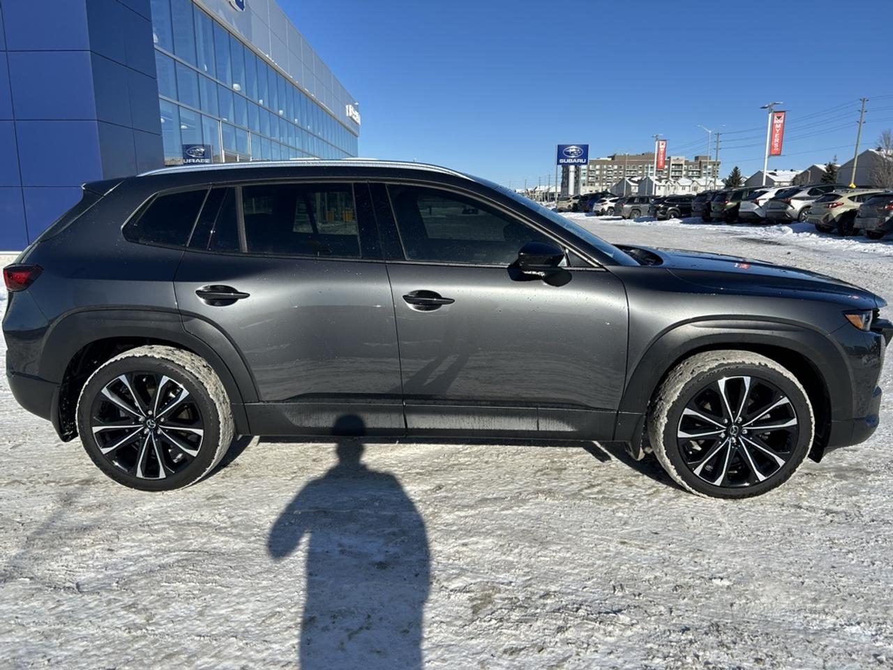 2024 Mazda CX-50 GT Turbo  -  Sunroof -  Cooled Seats Photo