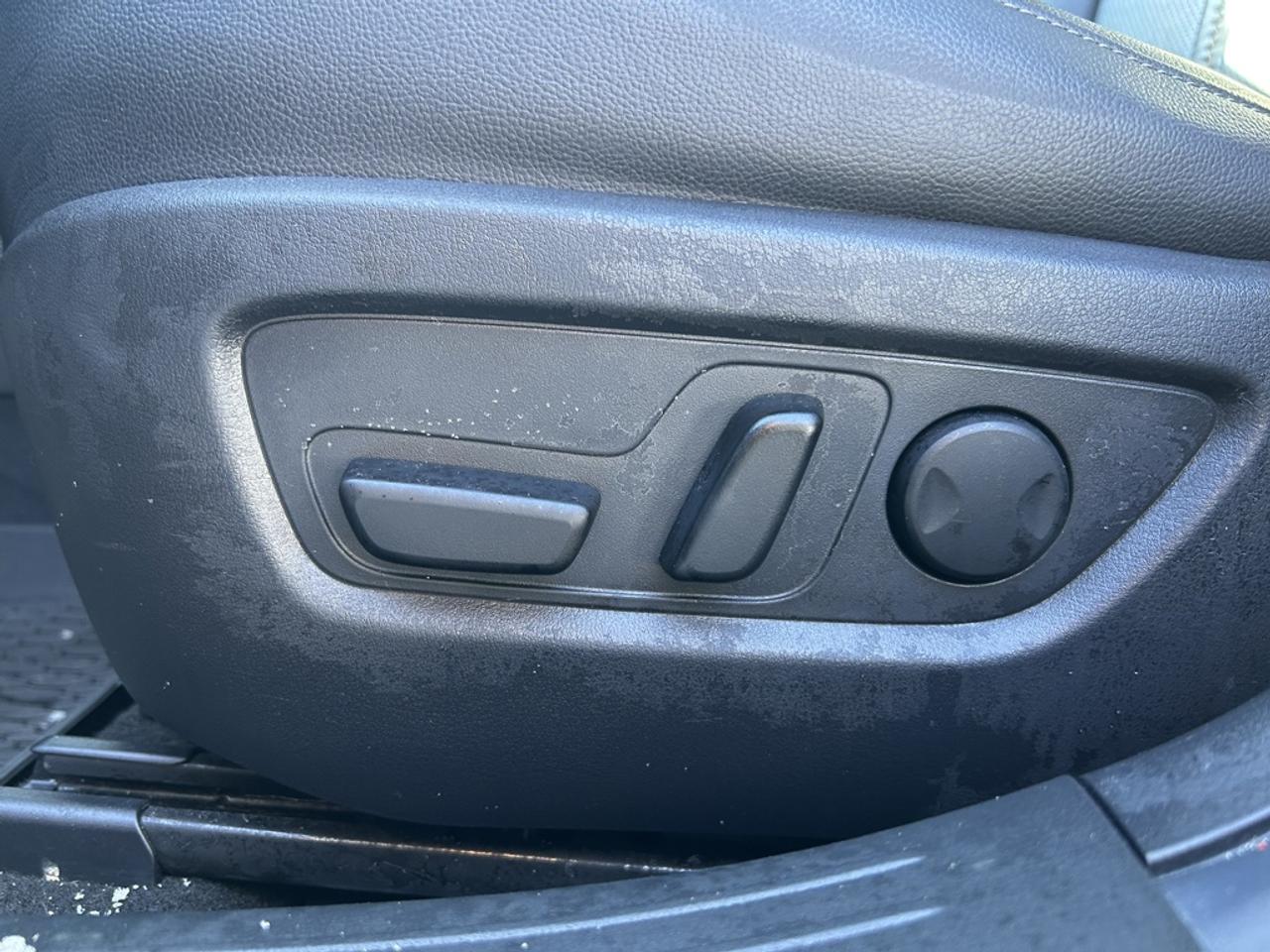 2024 Mazda CX-50 GT Turbo  -  Sunroof -  Cooled Seats Photo