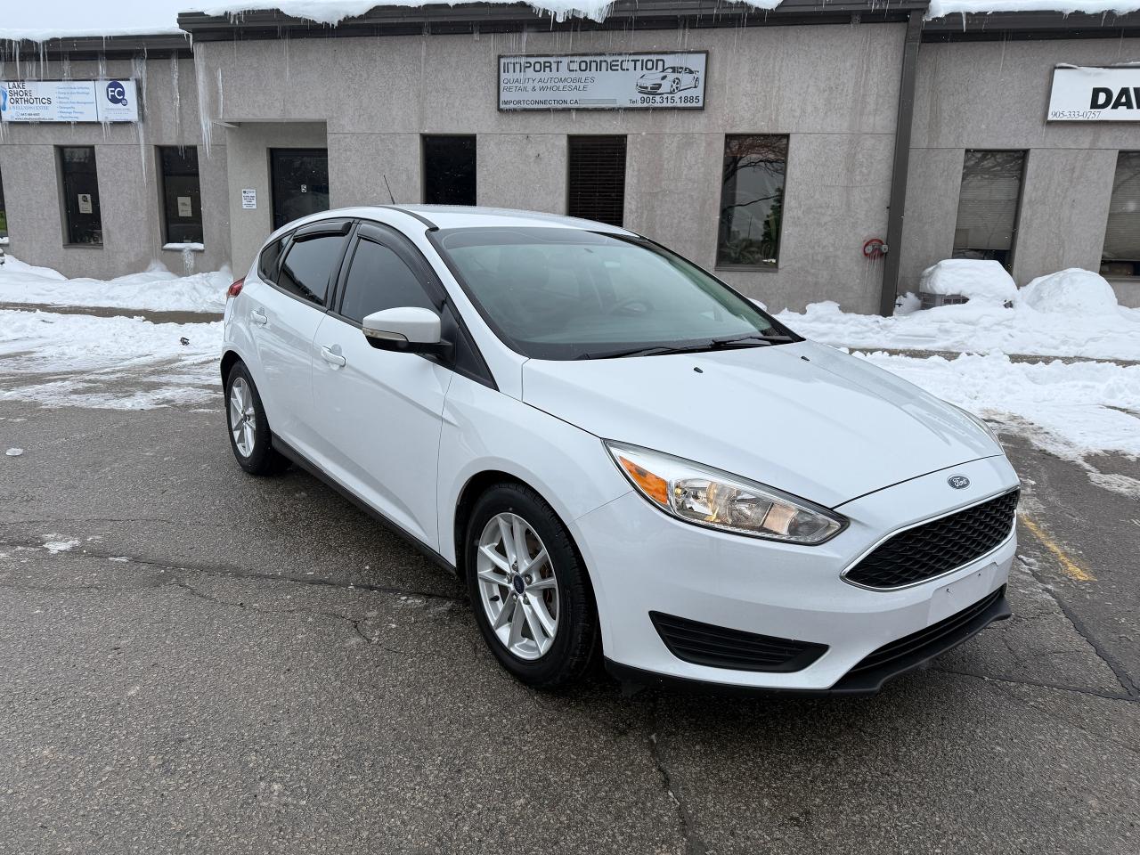 2015 Ford Focus 5DR HB SE..BLUETOOTH..REAR VIEW CAMERA.CERTIFIED!! Photo2