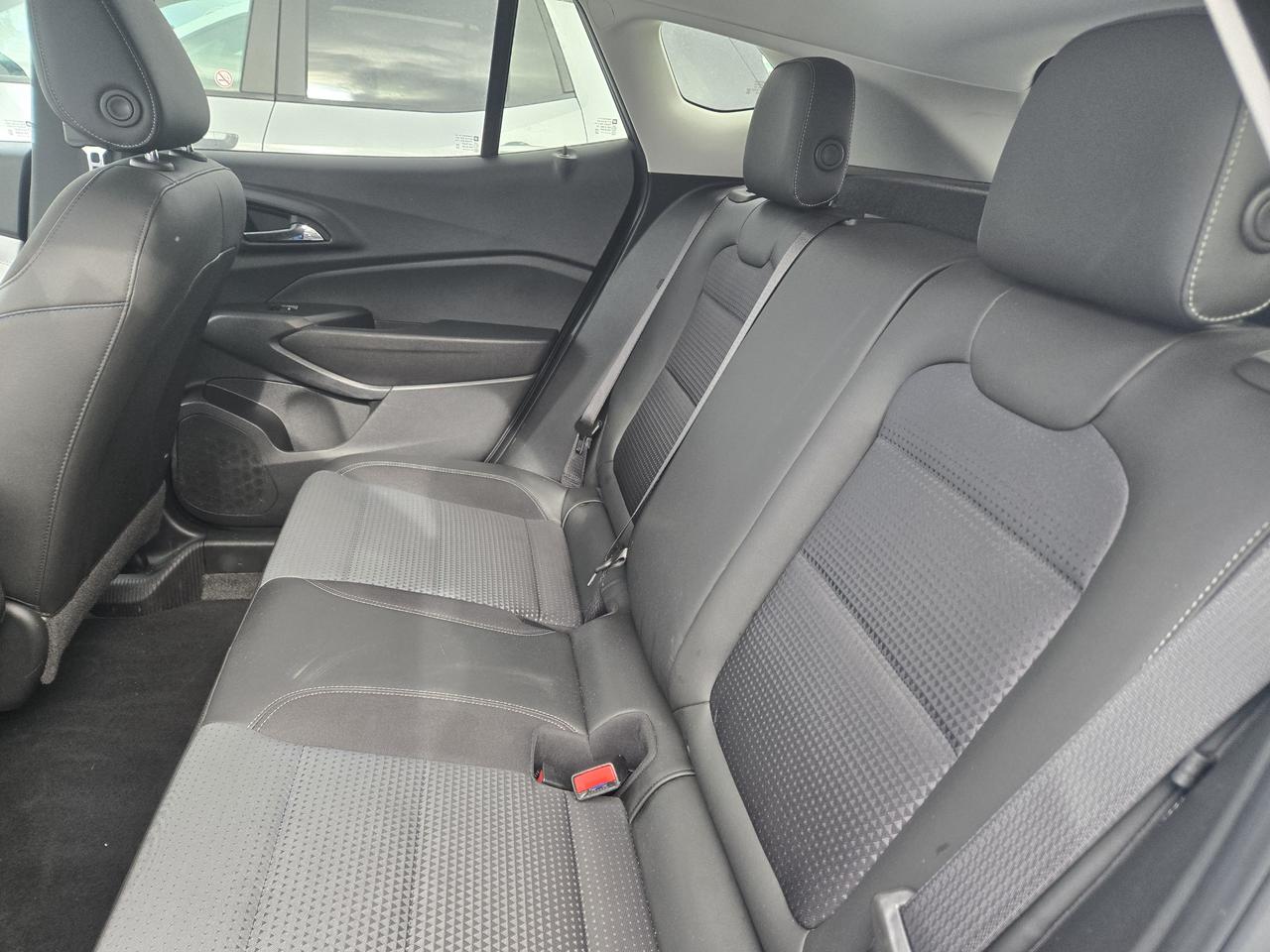 2025 Chevrolet Trax LT Photo