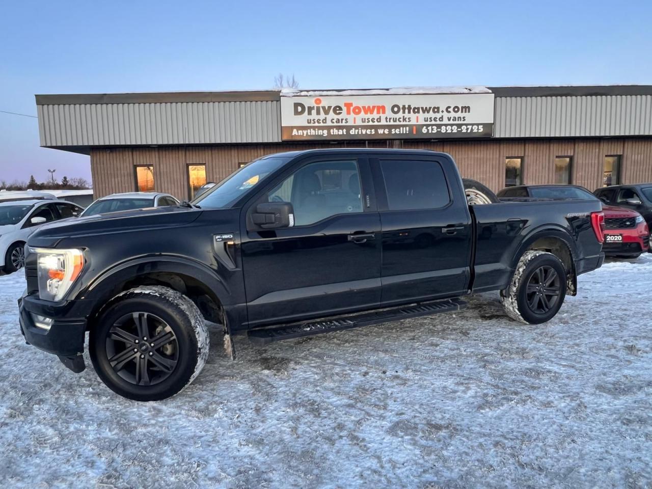 2021 Ford F-150 XLT Photo