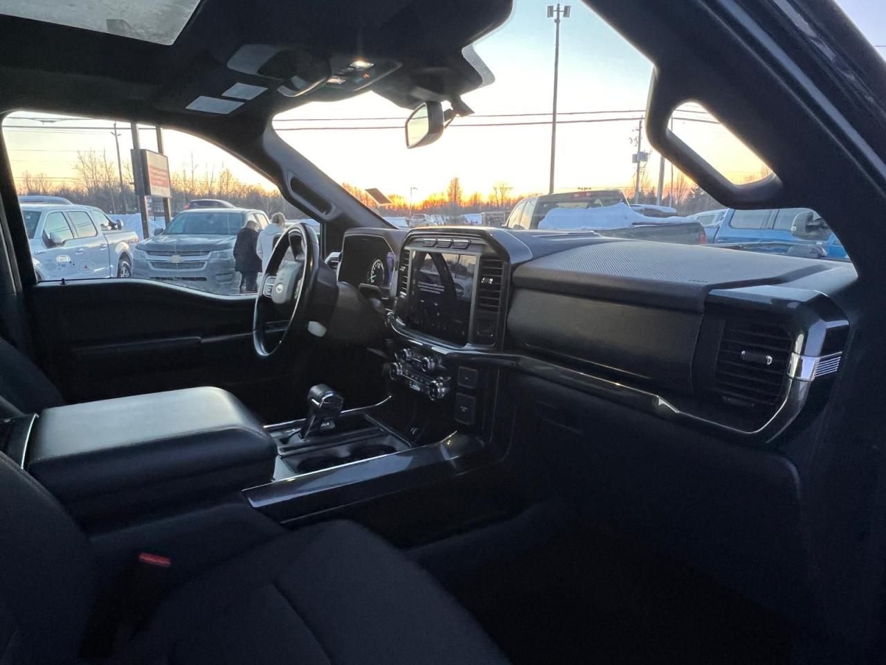 2021 Ford F-150 XLT Photo