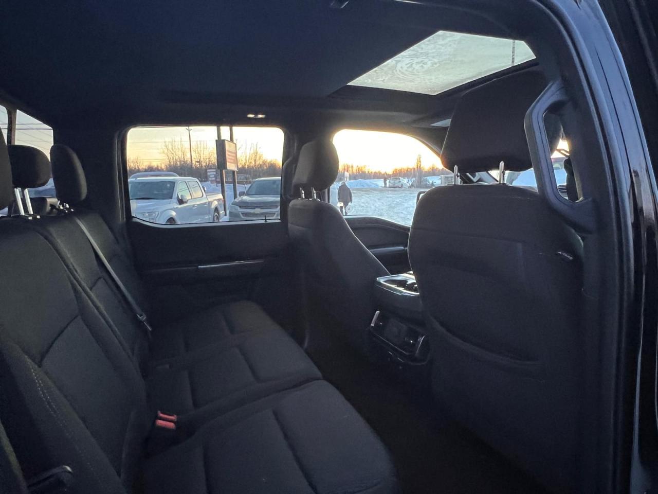 2021 Ford F-150 XLT Photo