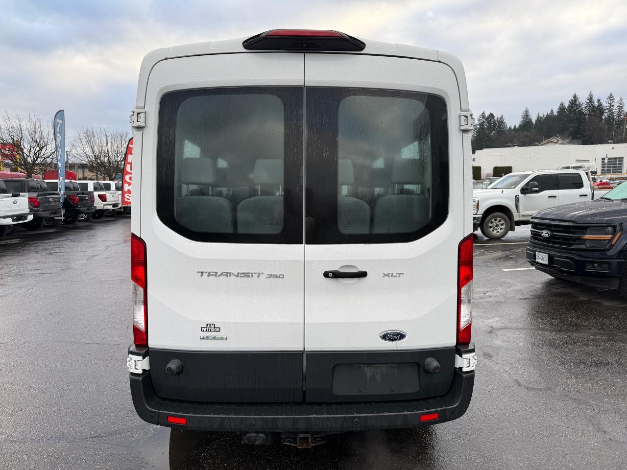 2018 Ford Transit Passenger Wagon XLT Photo3