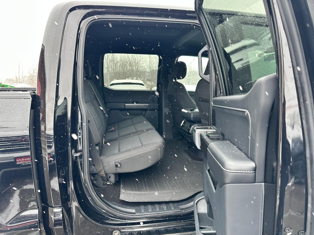 2022 Ford F-150 XLT-FX4 SuperCrew 5.0 HTDCloth NAV DriverAssist XM Photo