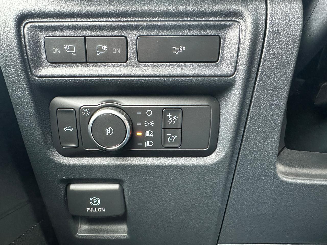 2022 Ford F-150 XLT-FX4 SuperCrew 5.0 HTDCloth NAV DriverAssist XM Photo