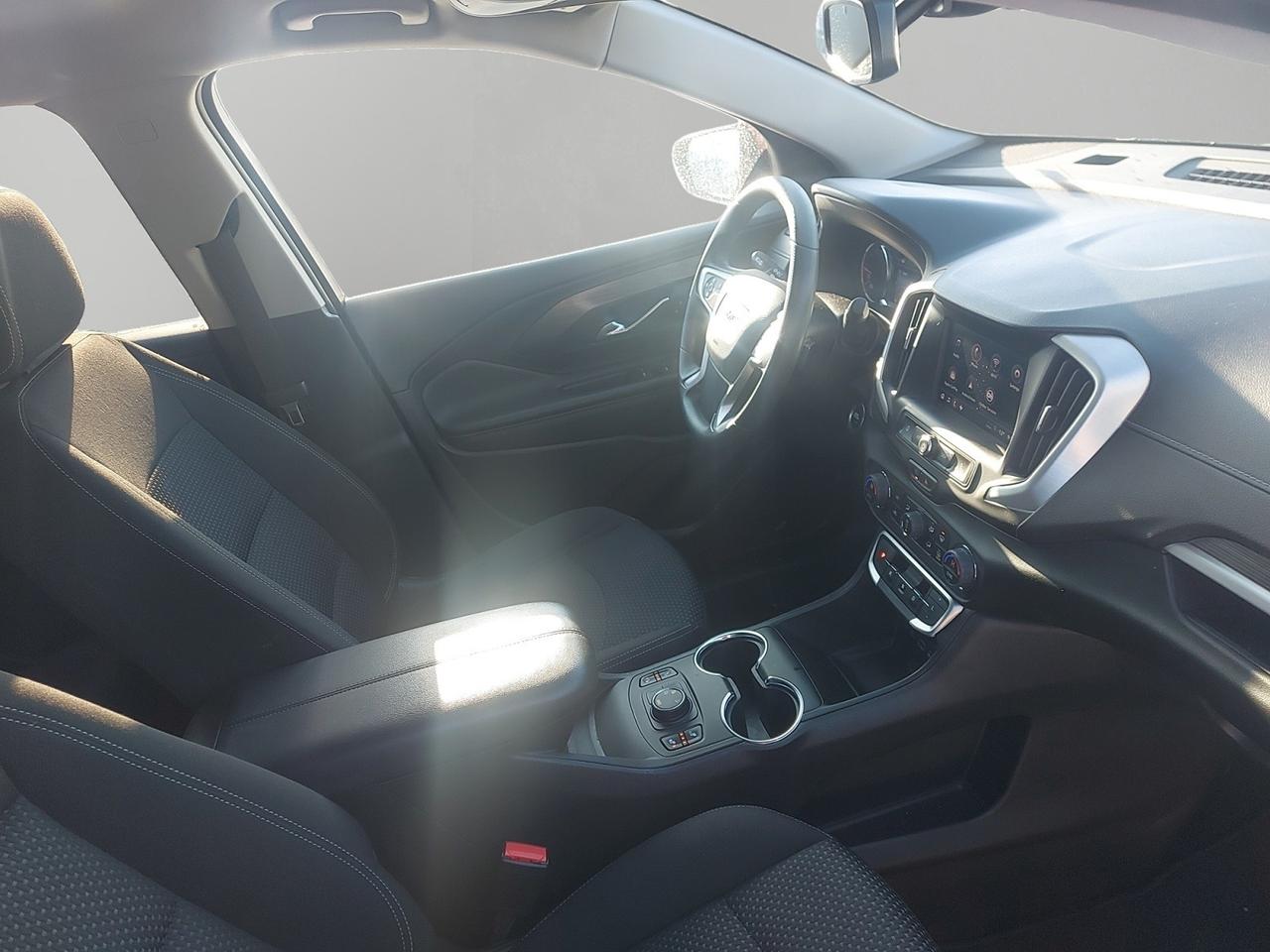 2024 GMC Terrain SLE Photo