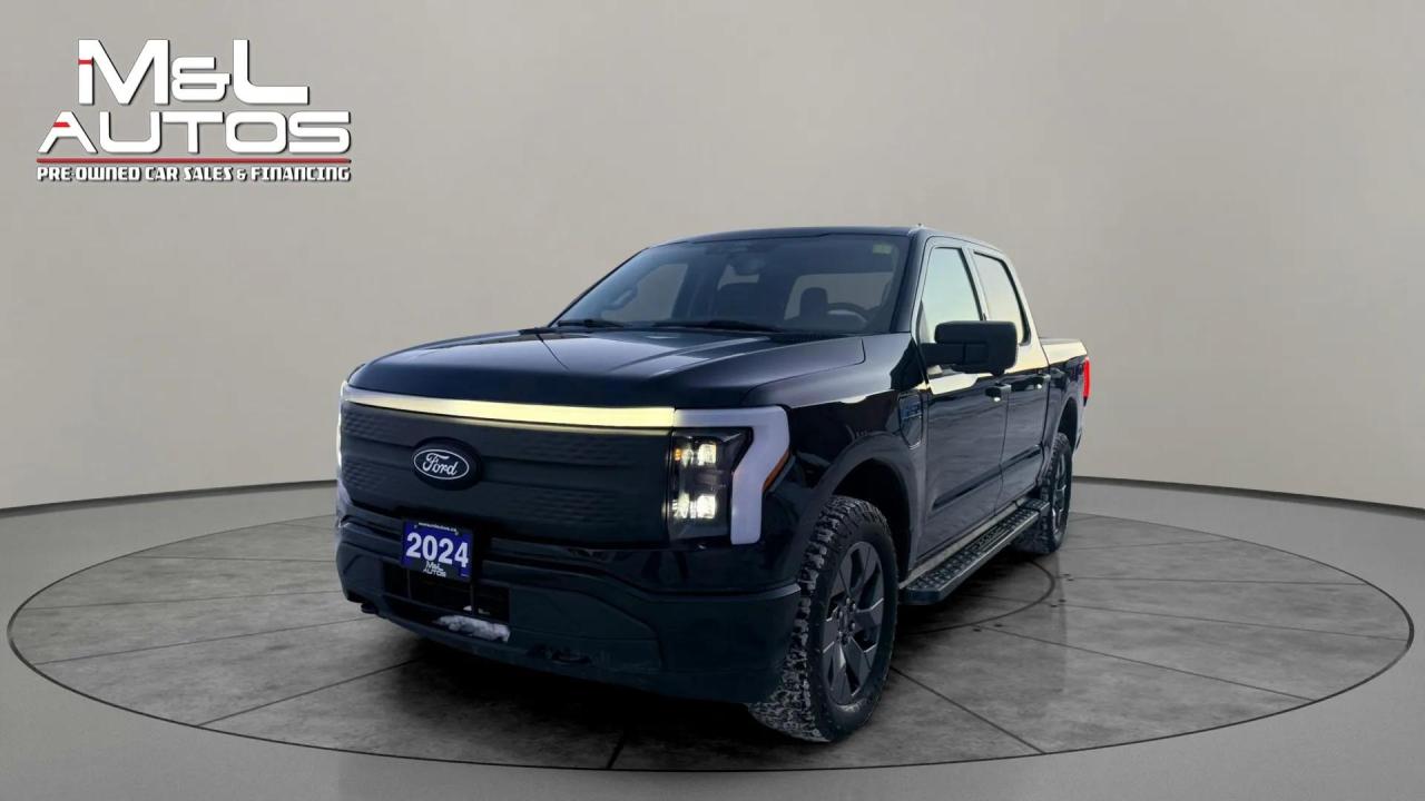2024 Ford F-150 Lightning XLT 4WD SuperCrew 5.5' Box Photo
