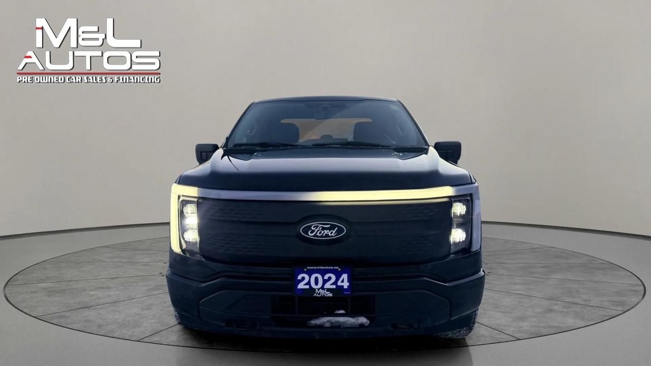 2024 Ford F-150 Lightning XLT 4WD SuperCrew 5.5' Box Photo
