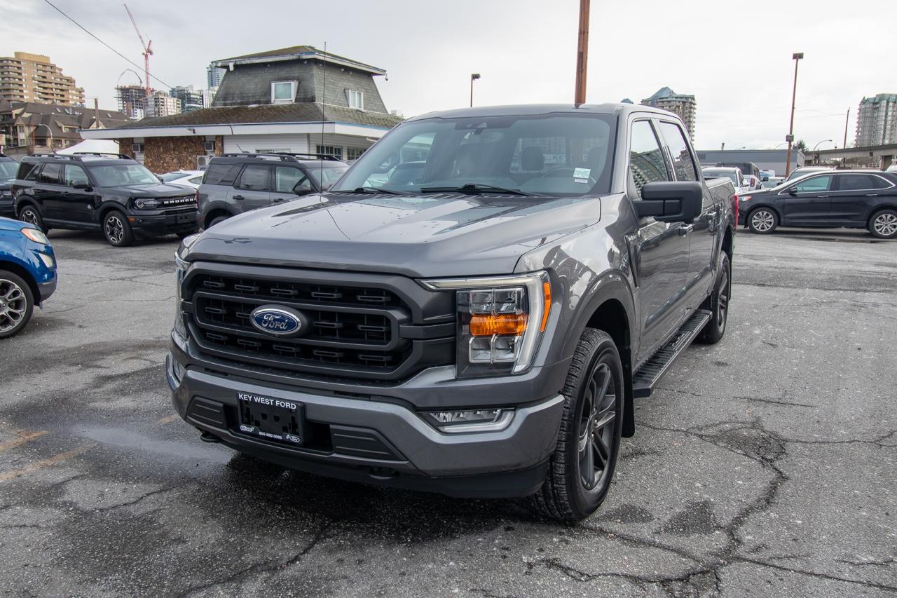 2021 Ford F-150 XLT 4WD SuperCrew 5.5' Box Photo1