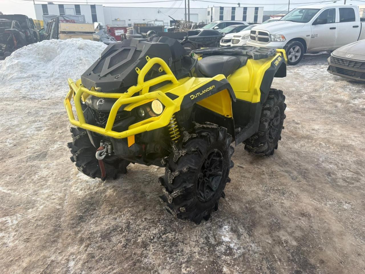 2019 Can-Am Outlander 850 XMR   - Photo #1