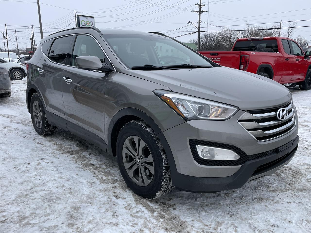 2014 Hyundai Santa Fe Sport  Photo