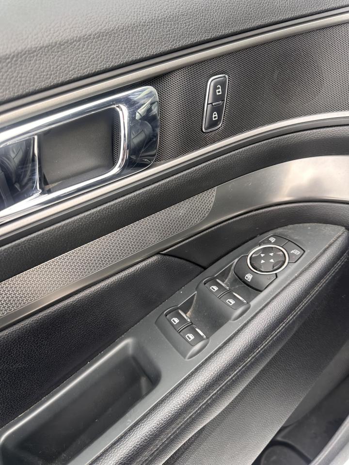 2018 Ford Explorer XLT Photo