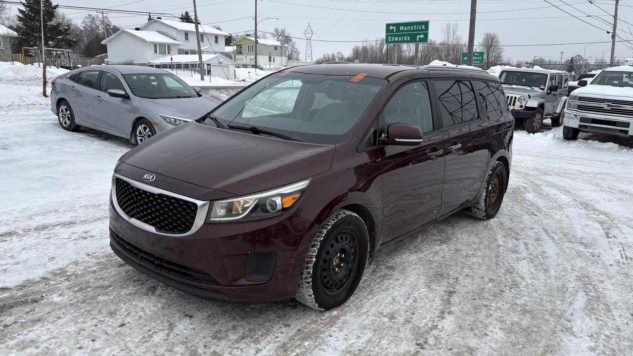 2016 Kia Sedona LX+ Photo