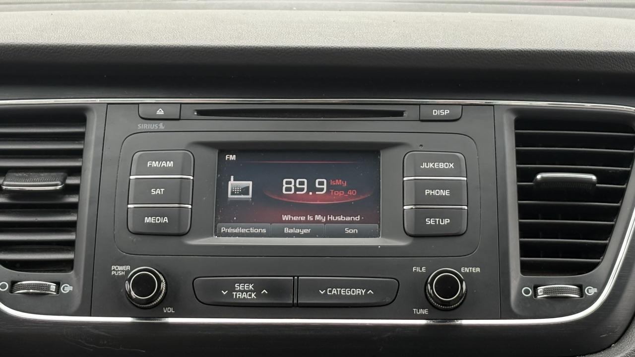 2016 Kia Sedona LX+ Photo