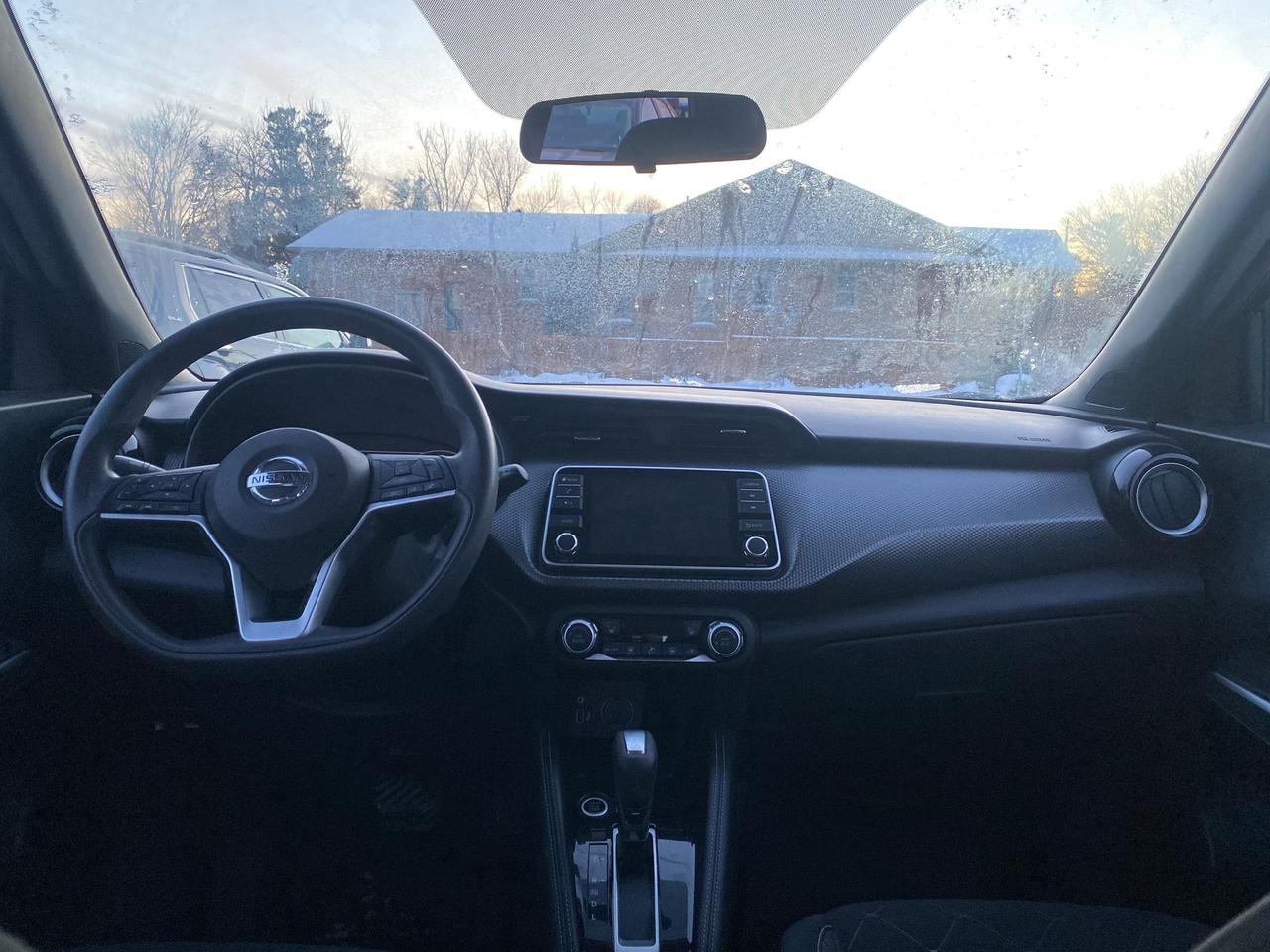 2019 Nissan Kicks SV Photo