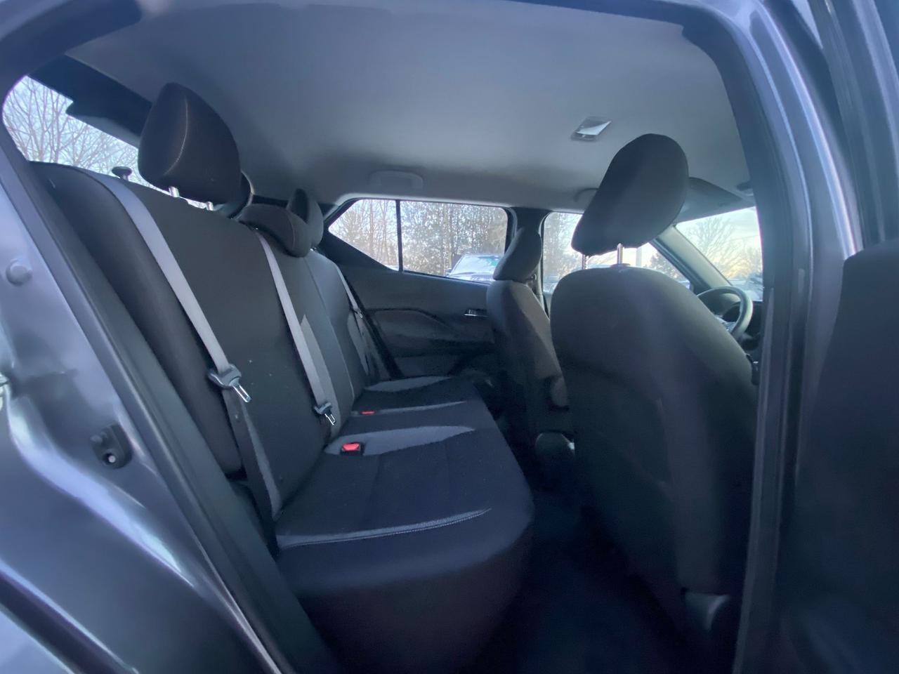 2019 Nissan Kicks SV Photo