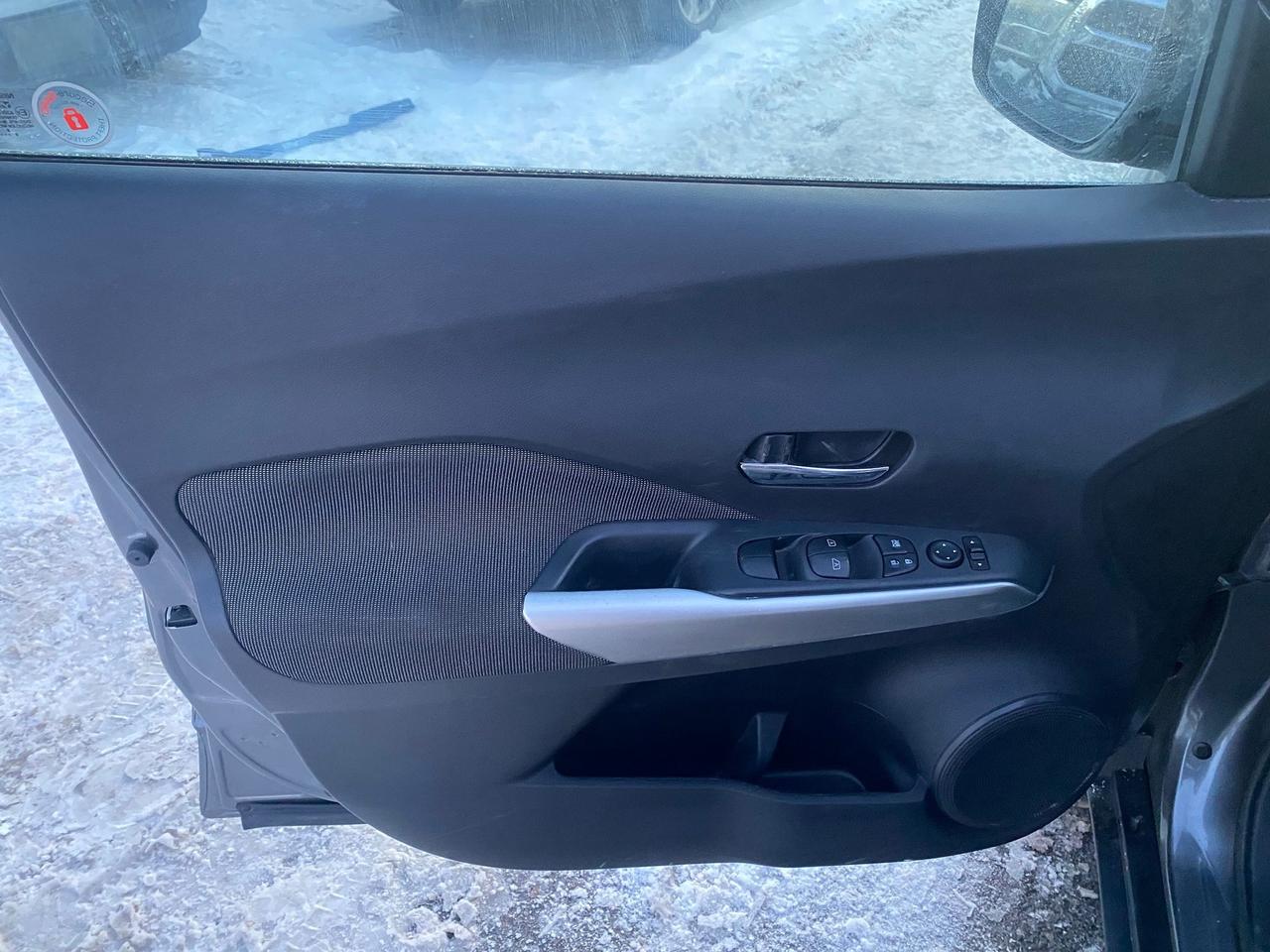 2019 Nissan Kicks SV Photo