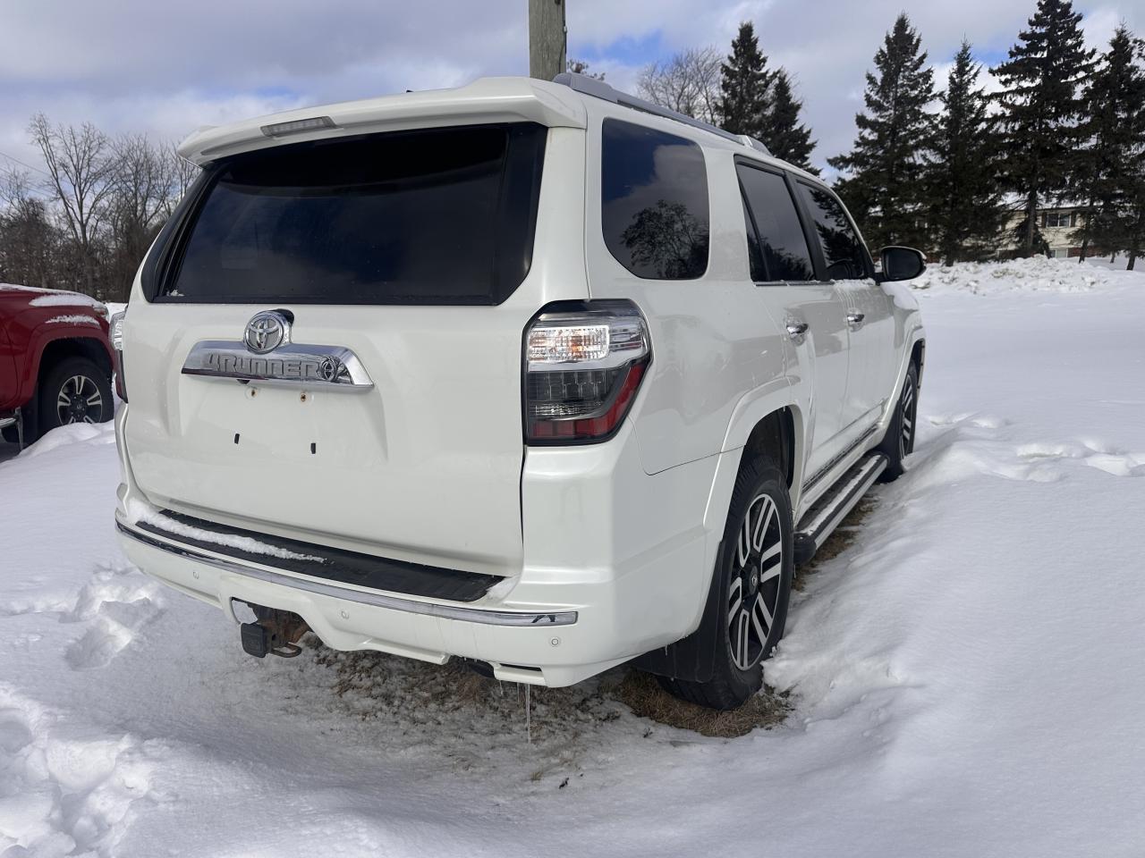 2016 Toyota 4Runner SR5 Photo