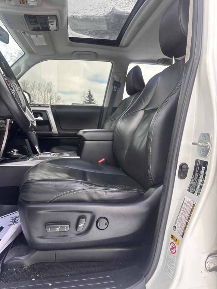 2016 Toyota 4Runner SR5 Photo