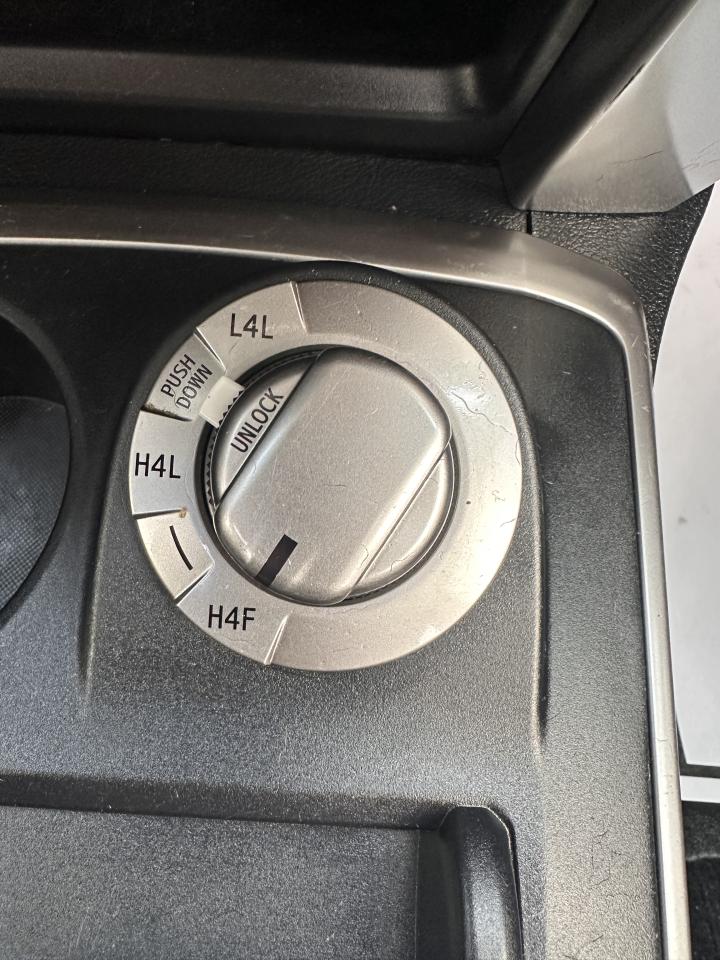 2016 Toyota 4Runner SR5 Photo