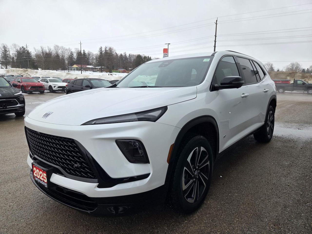 2025 Buick Enclave Sport Touring One Owner | 7-Passenger | Leather | 20" Wheels Photo