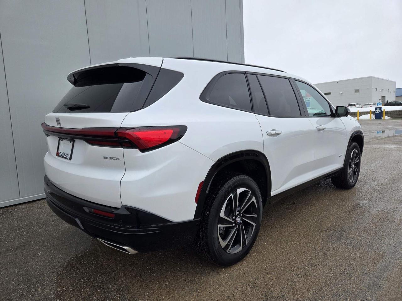 2025 Buick Enclave Sport Touring One Owner | 7-Passenger | Leather | 20" Wheels Photo