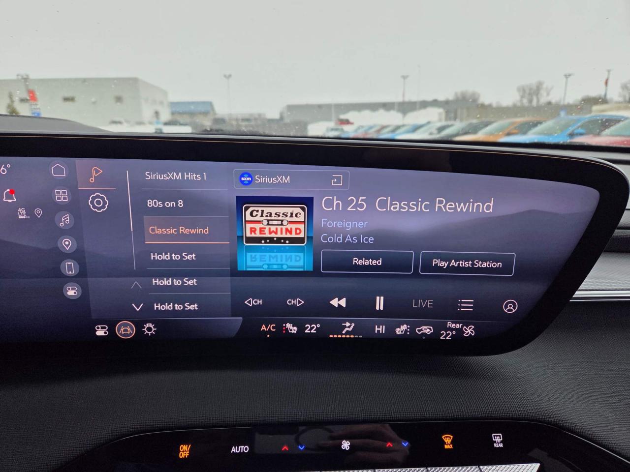 2025 Buick Enclave Sport Touring One Owner | 7-Passenger | Leather | 20" Wheels Photo