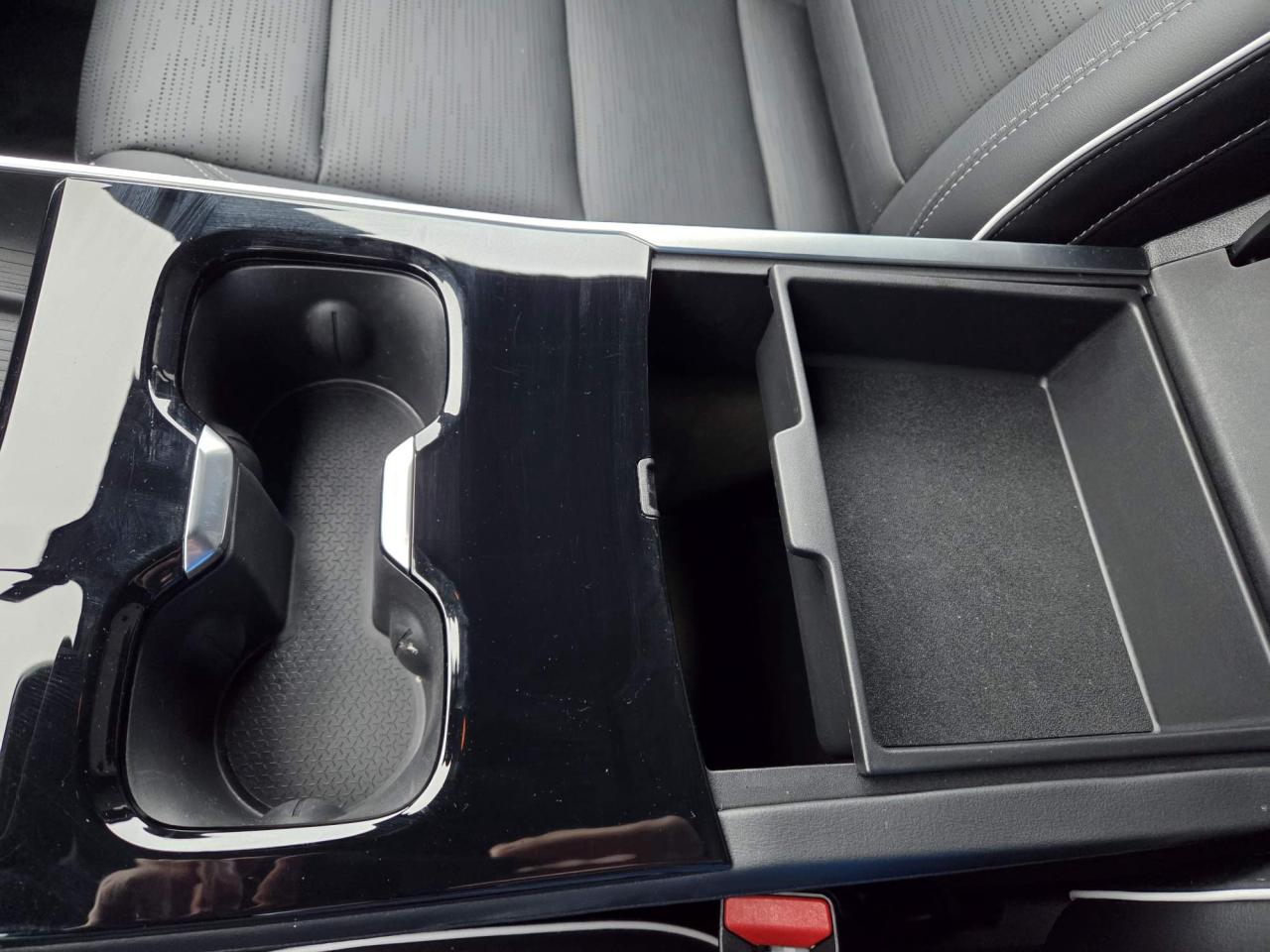 2025 Buick Enclave Sport Touring One Owner | 7-Passenger | Leather | 20" Wheels Photo